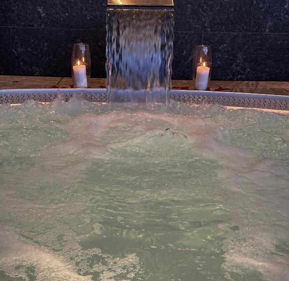 هتل Les Suites Du Lac