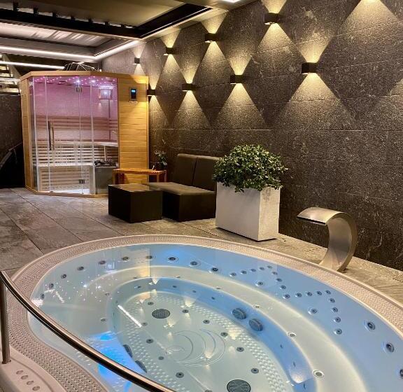 هتل Les Suites Du Lac
