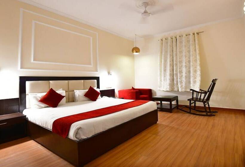 فندق Kadamb Kunj Resort   Bharatpur