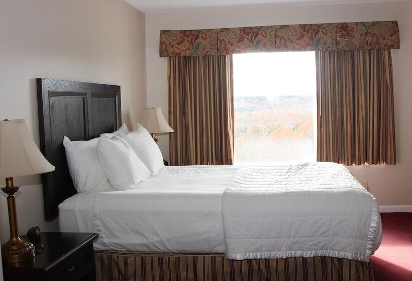 The Lucerne Inn
