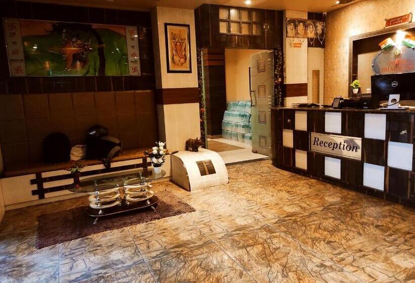 فندق Bhagwani Palace