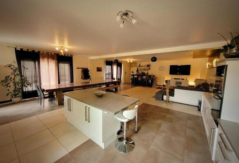 مبيت وإفطار Au Vendangeoir Chambres D Hôtes