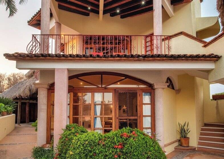 هتل Casa Ceiba Huatulco   Adults Only