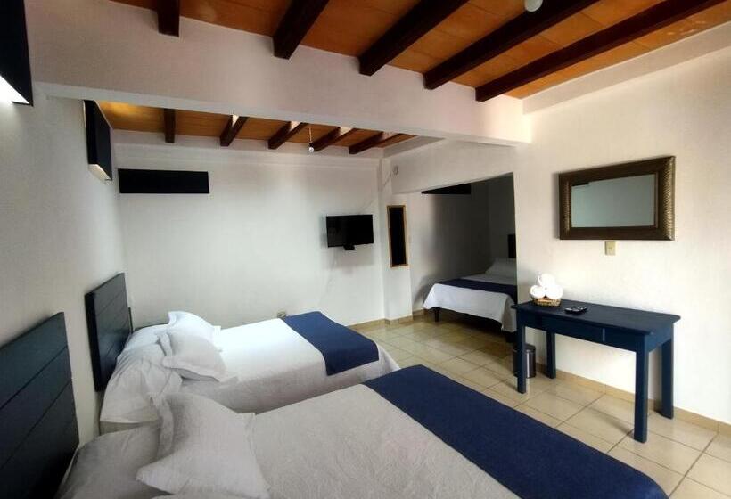 هتل & Hostal Santuario