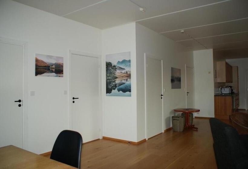 リゾートホテル Sleeping Barrel Lodge Smaken Av Ryfylke Event As, Drives Ikke Som Hotell