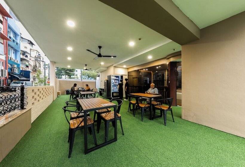 Общежитие D Nova Hotel Kallang