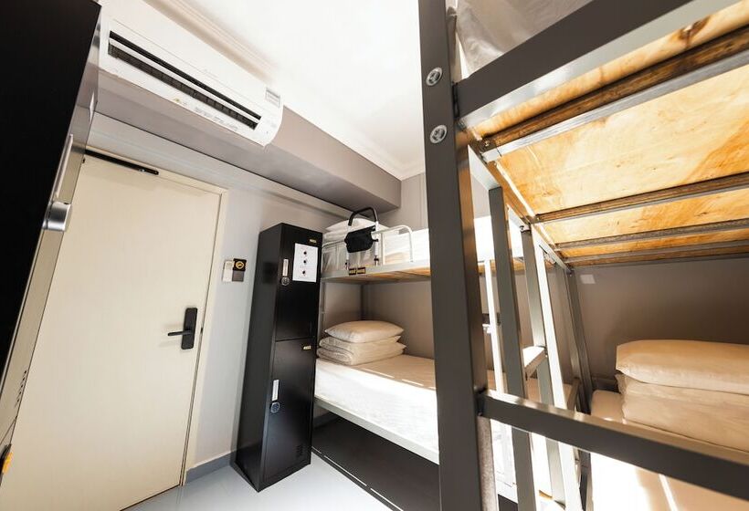 Общежитие D Nova Hotel Kallang