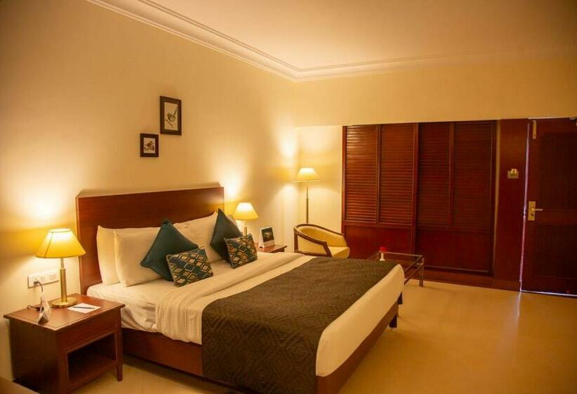 فندق Naveen Residency