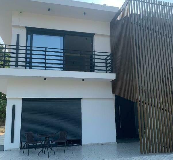 هتل Hela Residence
