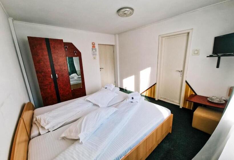 膳宿费 Complex Caprioara Toplita