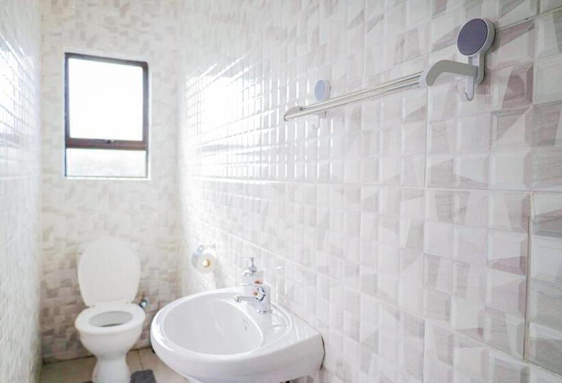 住宿加早餐  Regorogile Guest House Spa And Conference