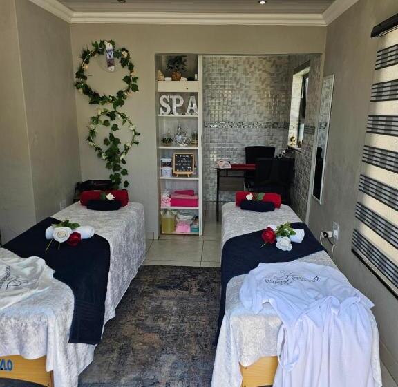 住宿加早餐  Regorogile Guest House Spa And Conference