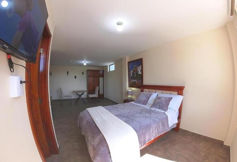 پانسیون Suite Central Park Tababela