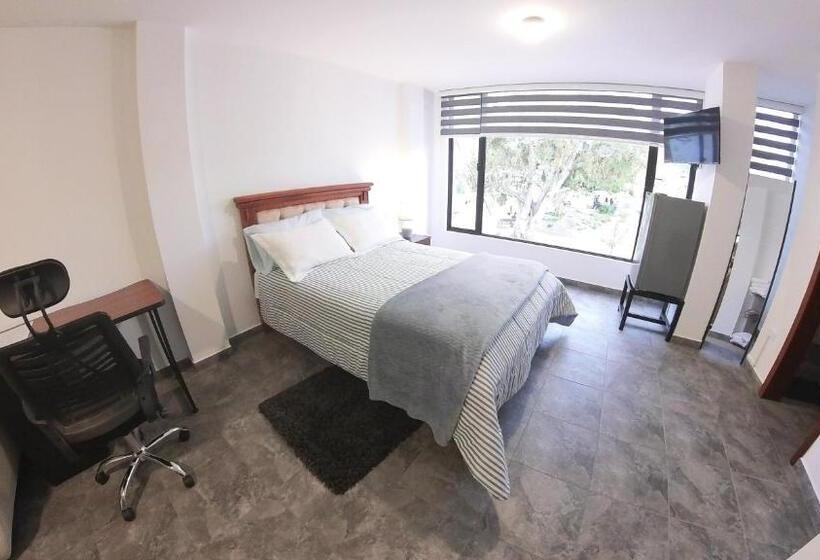 پانسیون Suite Central Park Tababela