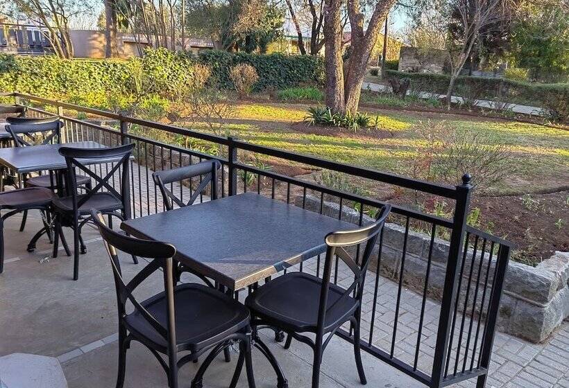 בית מלון כפרי Ing At Sandstone