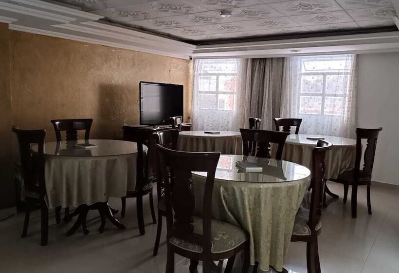 هتل Nuevo Horizonte E.m.j