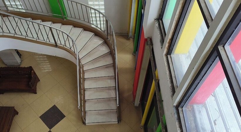 هتل Oyo 92751 Marang Homestay Syariah