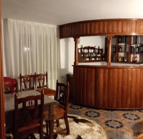 پانسیون Casa Roman