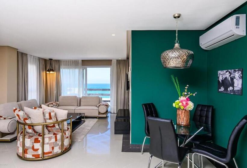 فندق Playa Del Pacha Suites