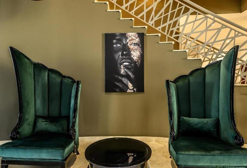 فندق Playa Del Pacha Suites
