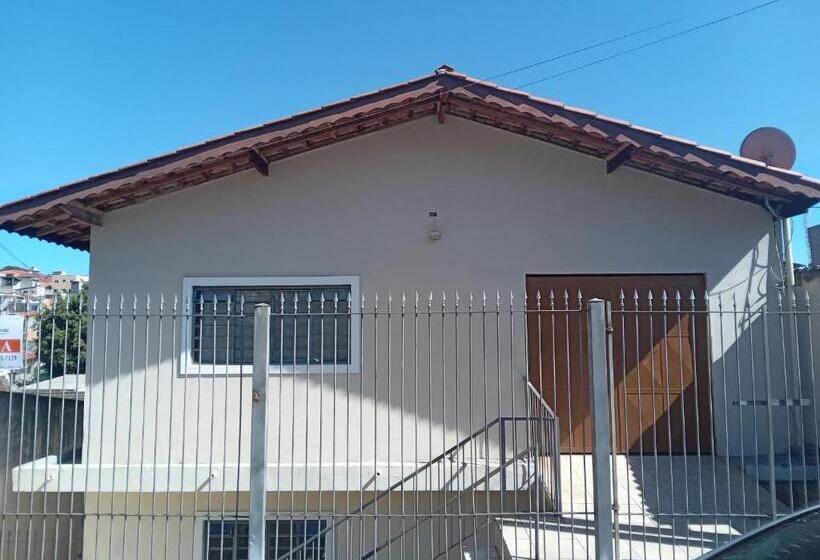 פנסיון Pousada Alvinópolis