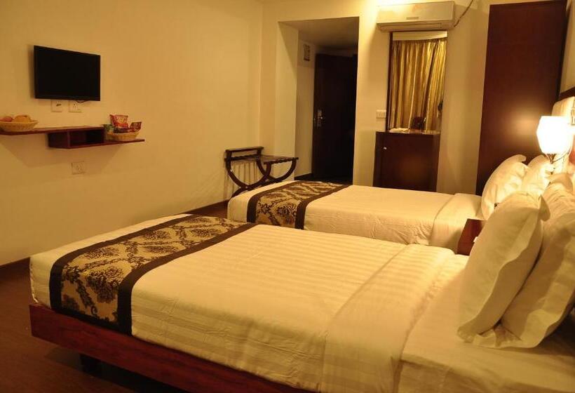 فندق Grand Clarks Inn