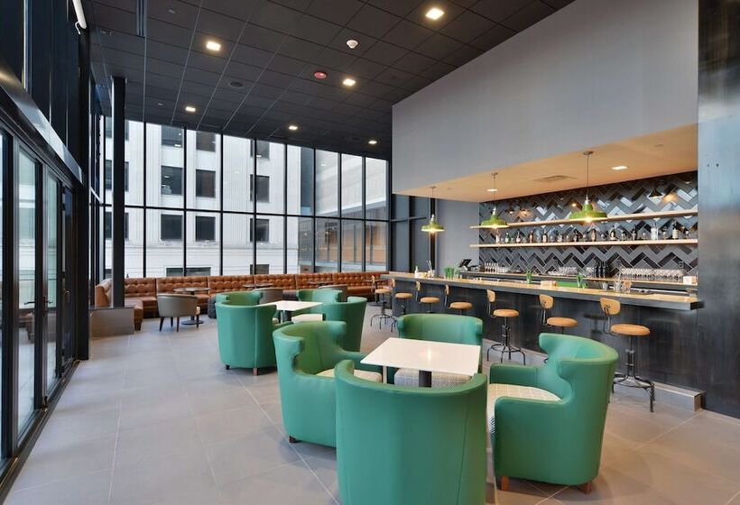 هتل The Lismore Eau Claire   A Doubletree By Hilton