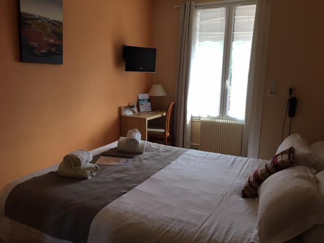 Beach Hotel   Le Grand Chalet