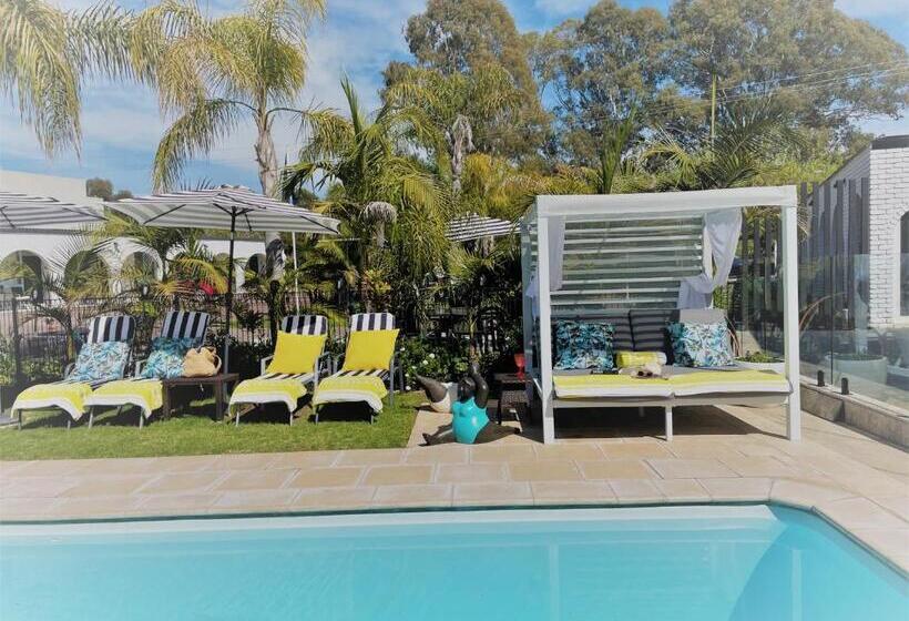 Отель Mulwala Resort