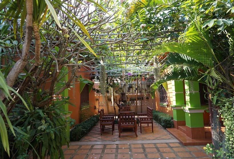 فندق Phetphaylin