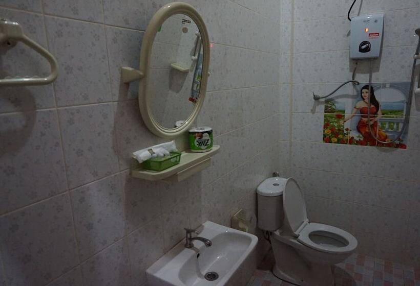 فندق Phetphaylin