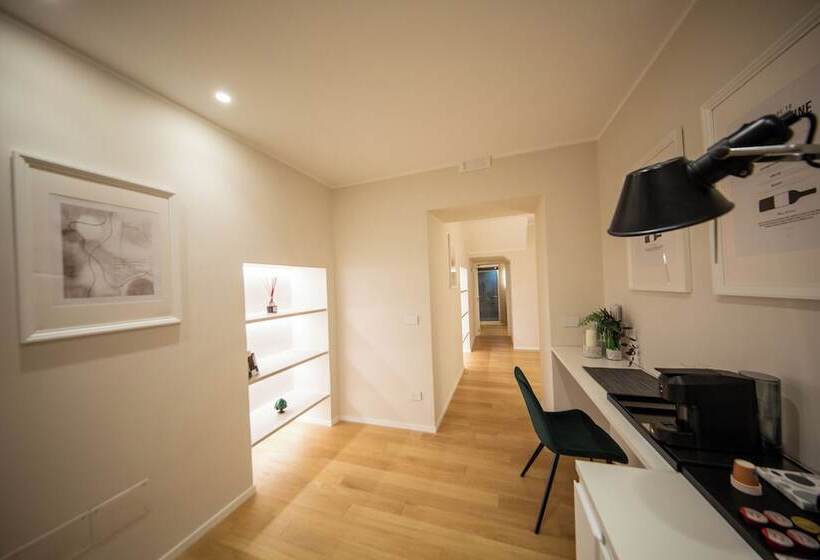 تختخواب و صبحانه Corso Grand Suites