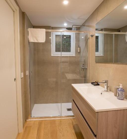 تختخواب و صبحانه Corso Grand Suites