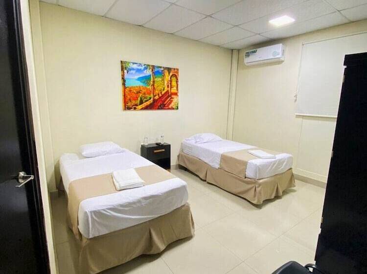 تختخواب و صبحانه La Capilla   Suites & Apartments San Benito