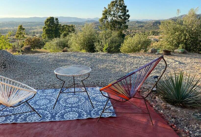 فنادق الكبسولة Indigo Glamping
