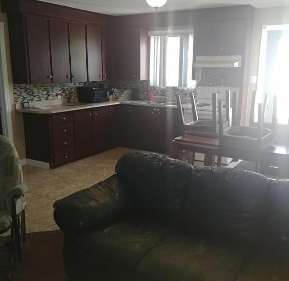 فندق صغير Les Logements Larocque