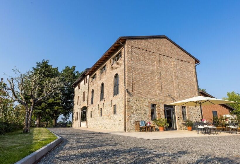 فندق Agriturismo I Tre Colli  Rubbiano