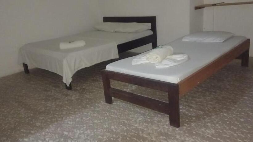 هتل کپسول Dayanda