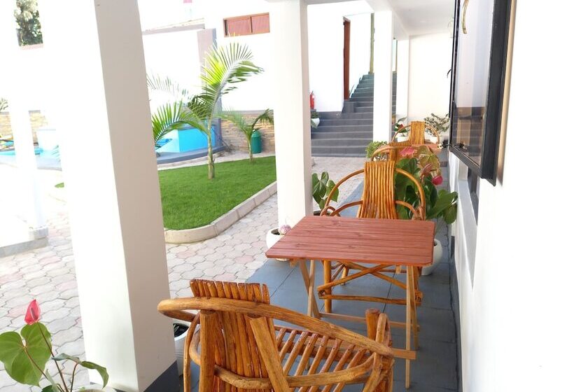 تختخواب و صبحانه Didas Villa