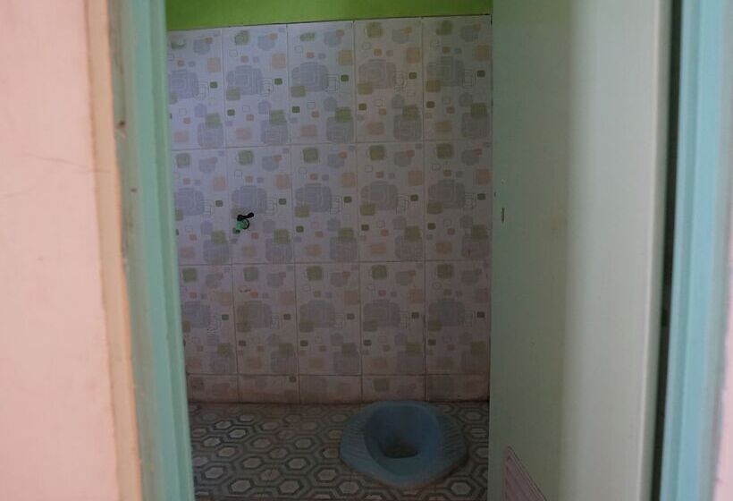ホテル Spot On 92666 Rumah Kos Arafah Syariah