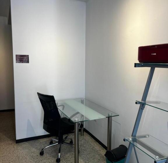 پانسیون Hostal Chocolate Calenda