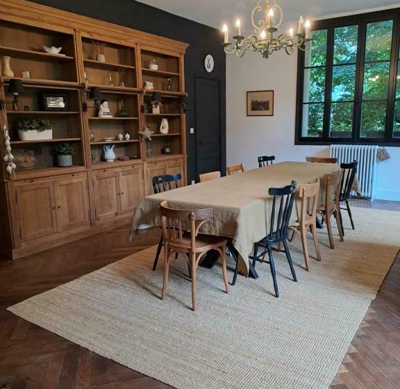 ベッドアンドブレックファースト La Maison Pelloquin