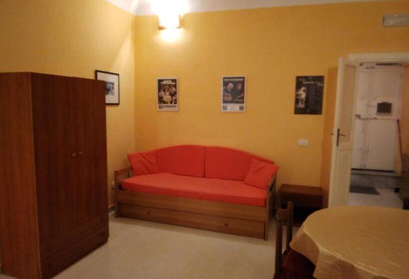 پانسیون Foresteria Del Teatro