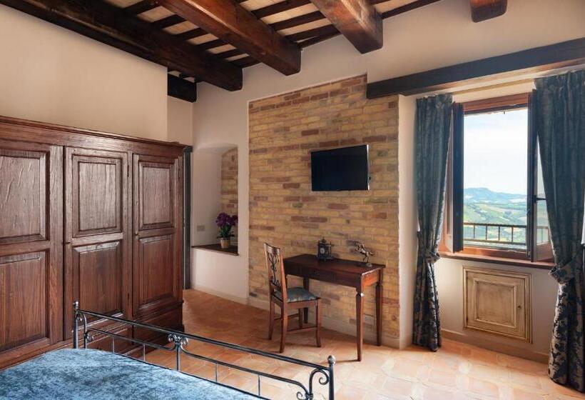 بنسيون Palazzo La Torre