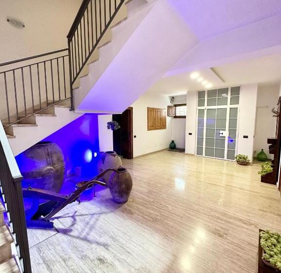 تختخواب و صبحانه Normanni 28   Private And Guest House