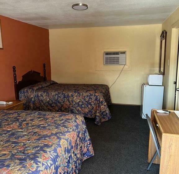 هاستل Economy Inn Odessa