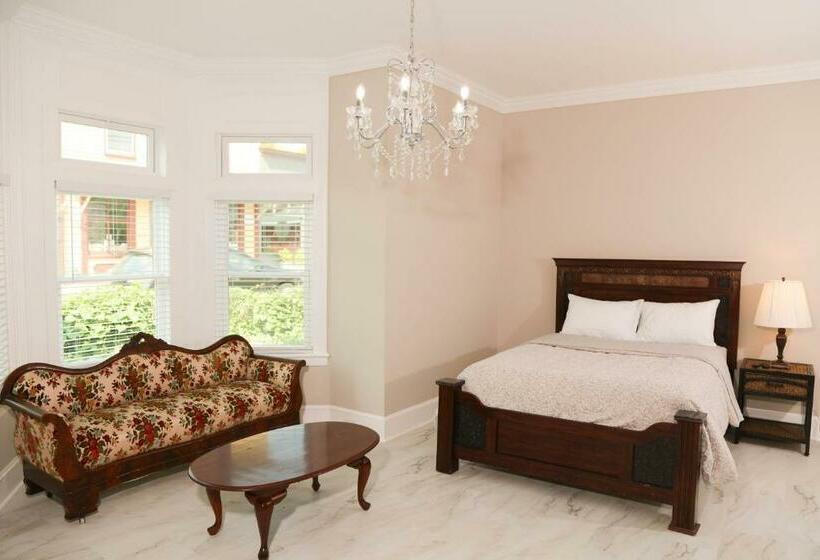 הוסטל Estes Manor   Sperryville Va