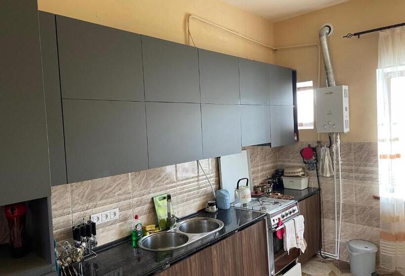 تختخواب و صبحانه Elmar Guesthouse