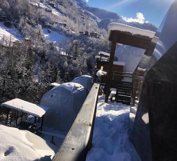 מלון כמוסות Kaledome Orman Evleri