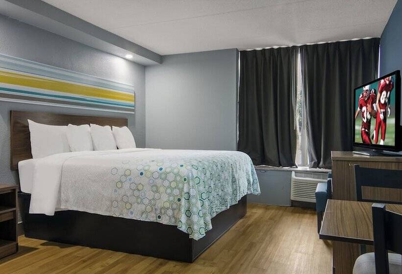 فندق Hometowne Studios By Red Roof And Conference Center Chicago N Aurora Naperville